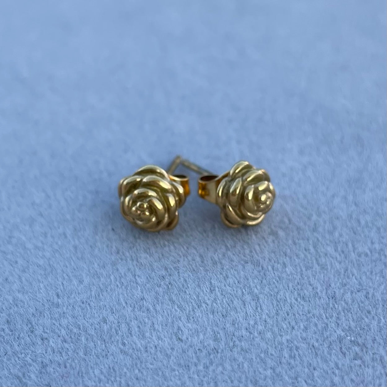 Rosey Studs