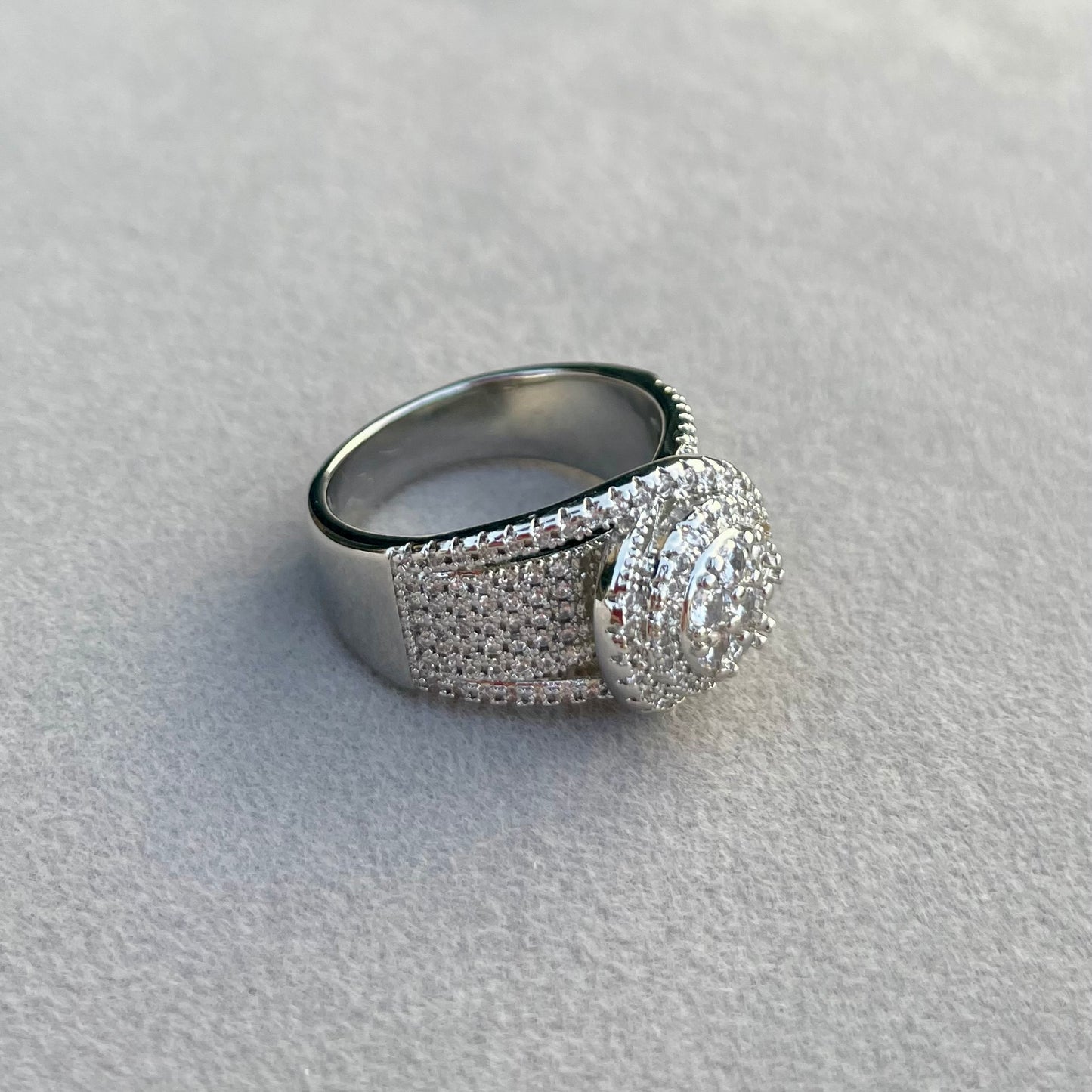 Opera Ring