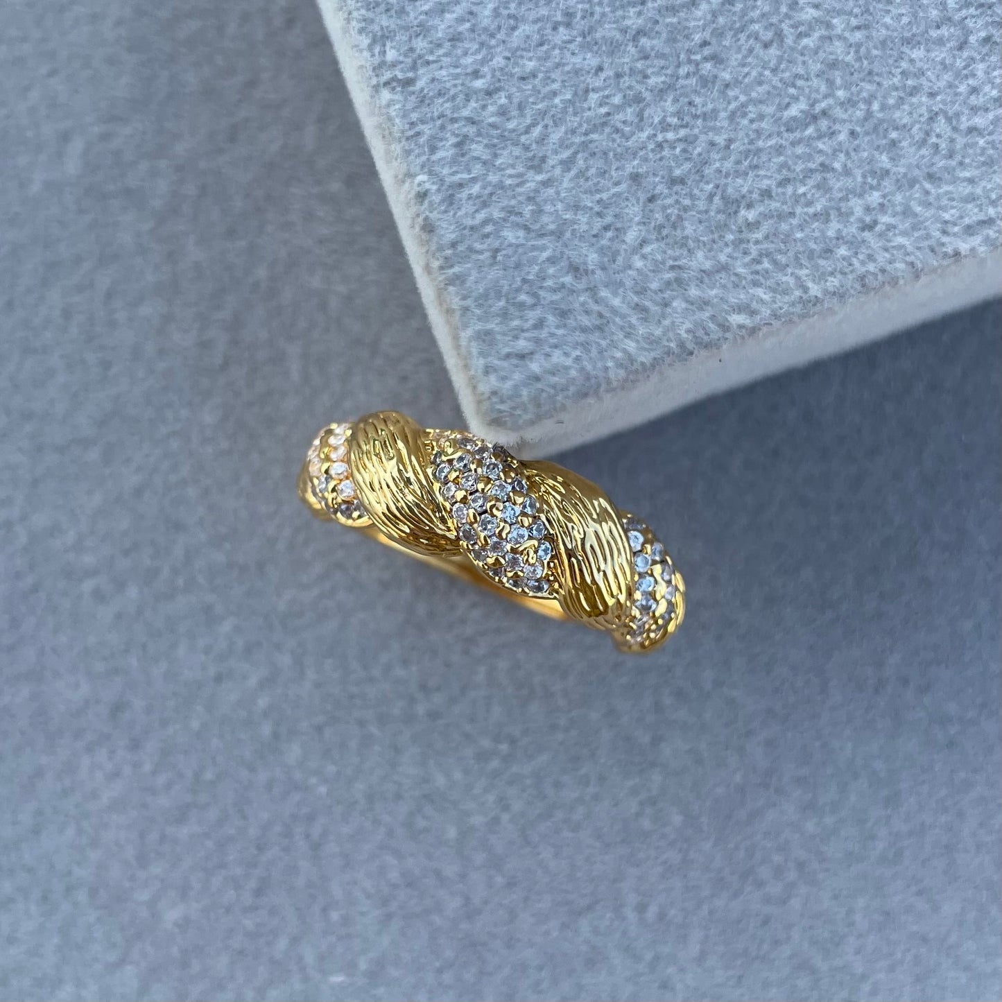 Twisted Ring