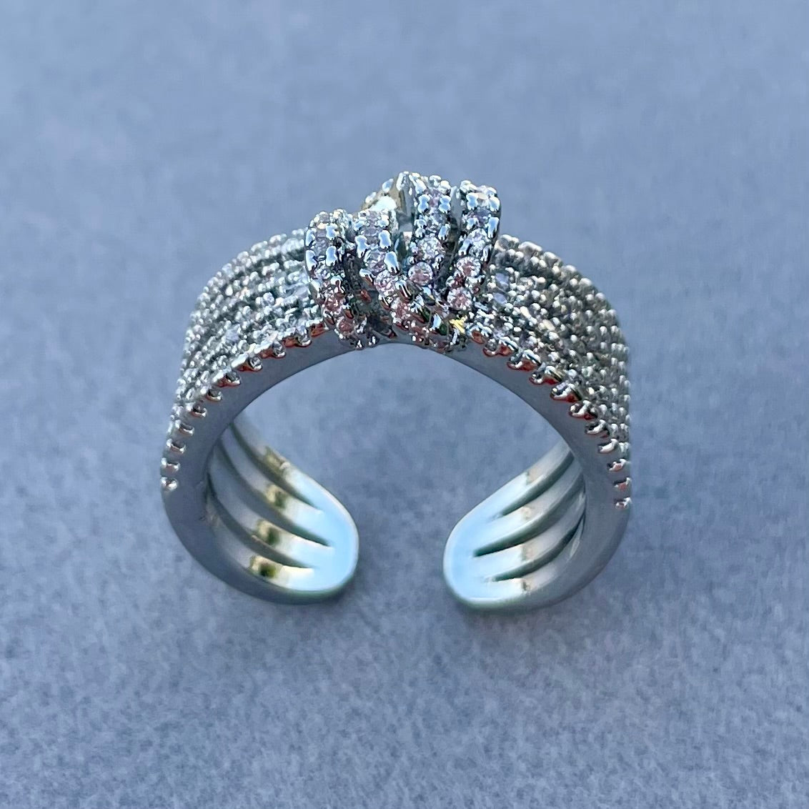 Super Knott Ring