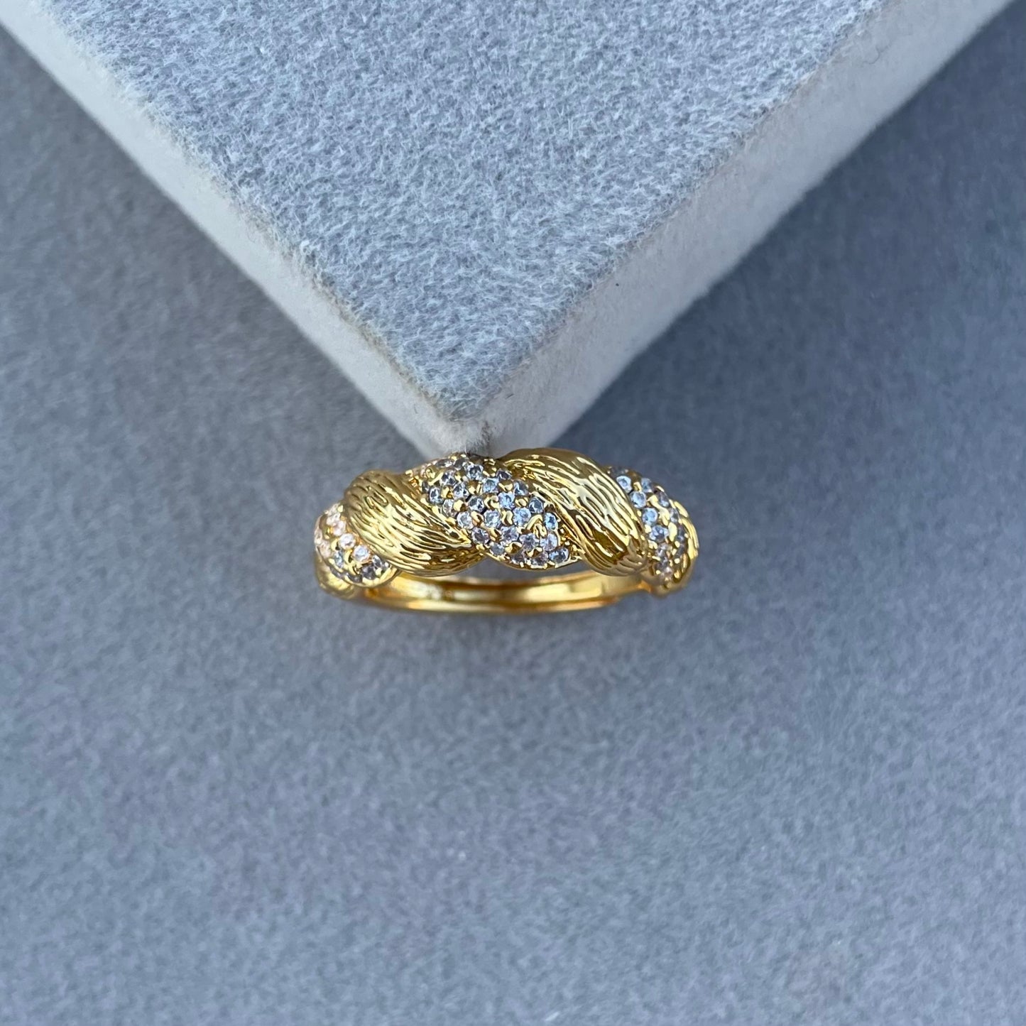 Twisted Ring