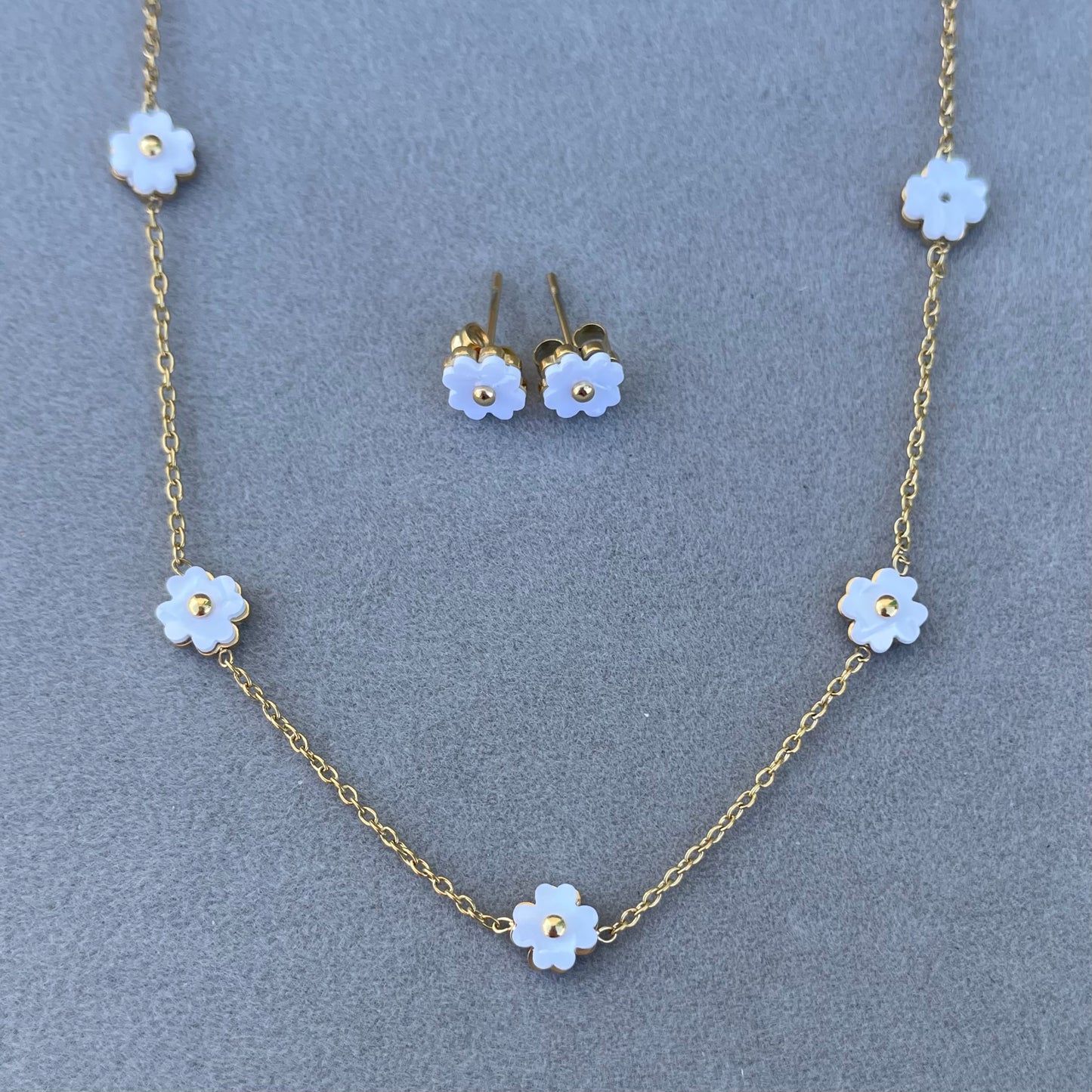 Pooni Set