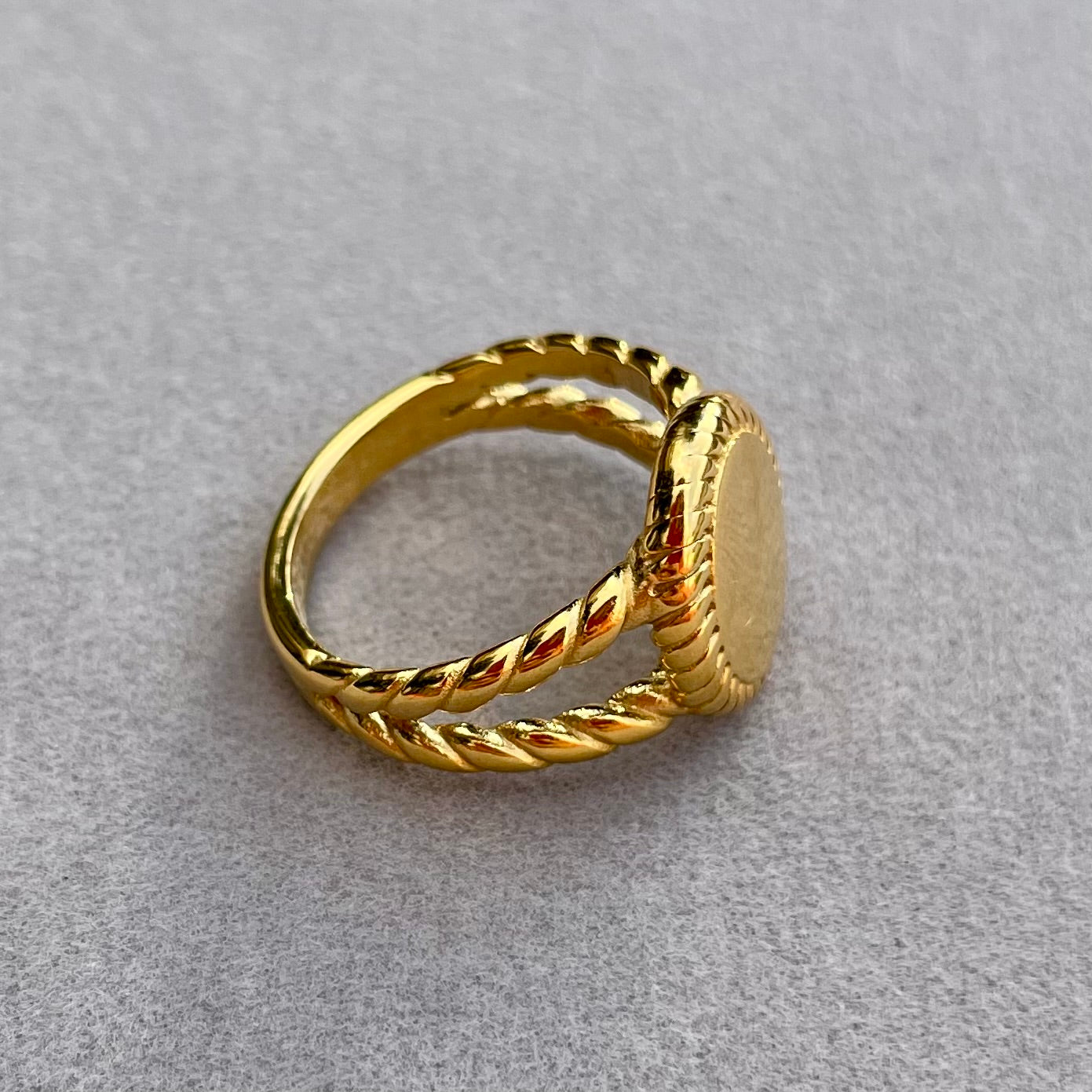 Betty Ring