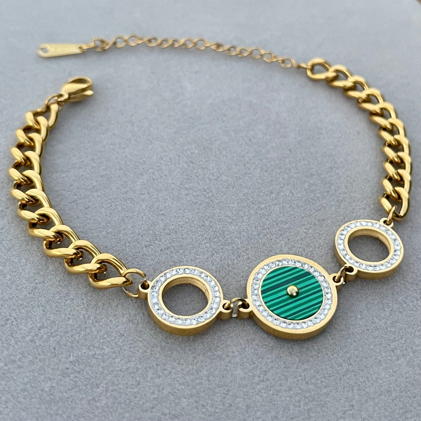 Nomadic Green