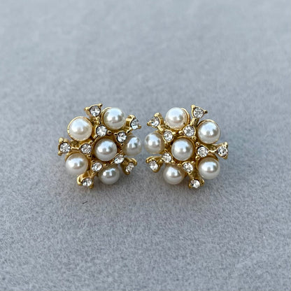 Pearl Snowflakes